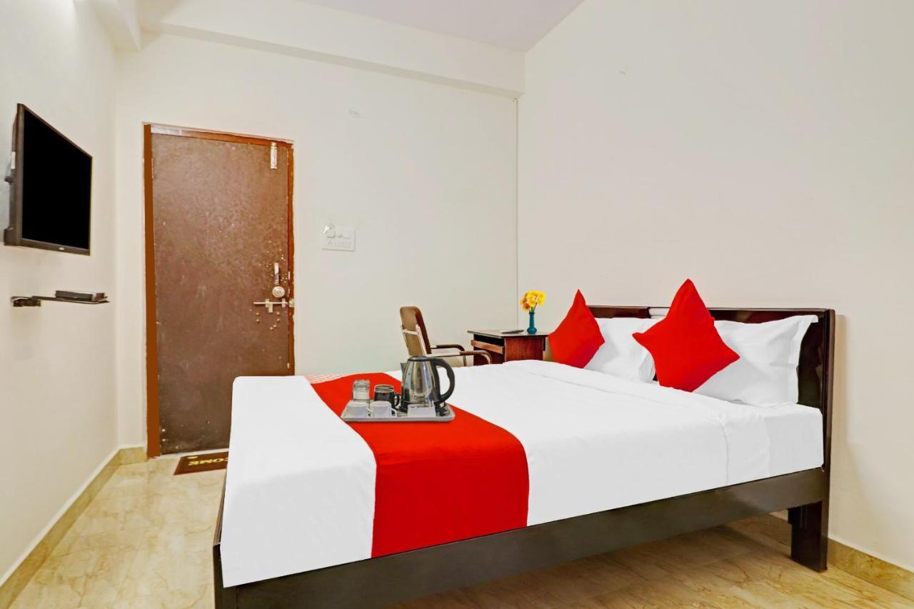 Oyo Happy Stay Hotels Haïdarabad Extérieur photo
