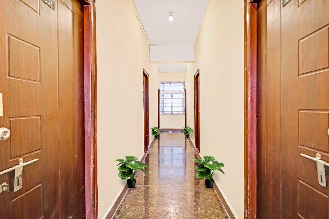Oyo Happy Stay Hotels Haïdarabad Extérieur photo